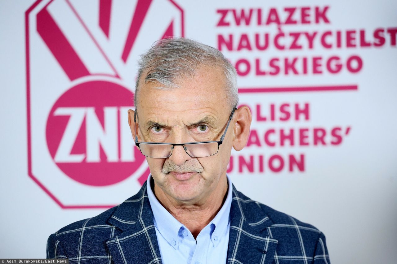 Frustracja po rządowej propozycji podwyżek. Nie wykluczają strajku