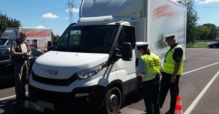 Akcja „BUS” na drogach regionu. Posypały się mandaty [ZDJĘCIA]