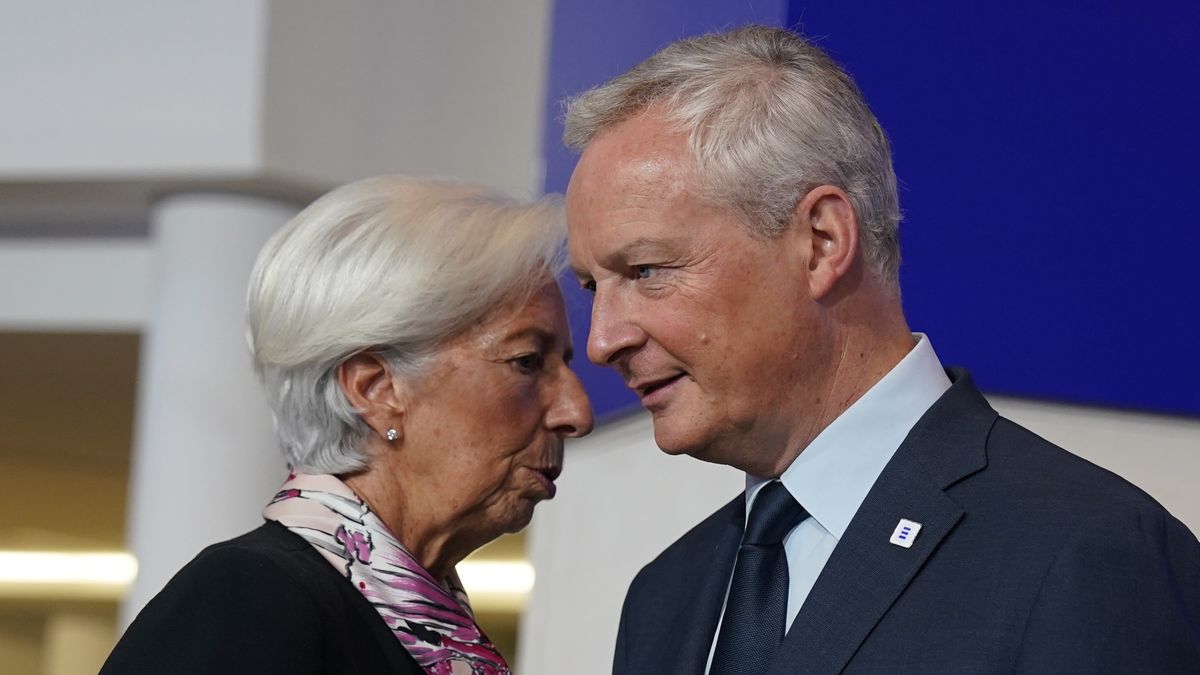 Christine Lagarde, president of the European Central Bank (ECB), left, and Bruno Le Maire, France's finance minister, right, during an informal meeting of European Union (EU) economic and financial affairs ministers in Santiago de Compostela, Spain, on Friday, Sept. 15, 2023. The European Union's next contest for a top job risks turning into a showdown between its two key Mediterranean powers staking rival claims to status and influence within the bloc. Photographer: Paul Hanna/Bloomberg via Getty Images