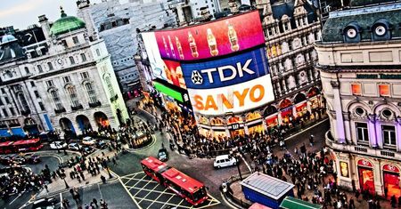 Brexit uderzyłby Wyspiarzy po kieszeni. OECD ostrzega przed wyjściem z Unii