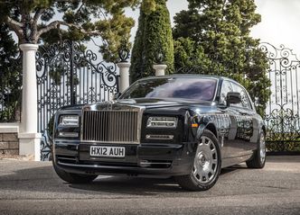 Rolls-Royce notuje spadek sprzedaży. Winne są Chiny