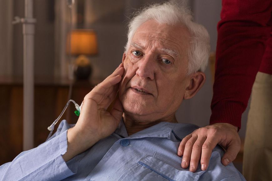 U pacjentów cierpiących na chorobę Alzheimera, cechą charakterystyczną jest wysokie stężenie glinu w tkance mózgowej