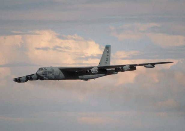 Niezwykłe konstrukcje [cz. 20]. B-52 Stratofortress - 60-letni weteran 27