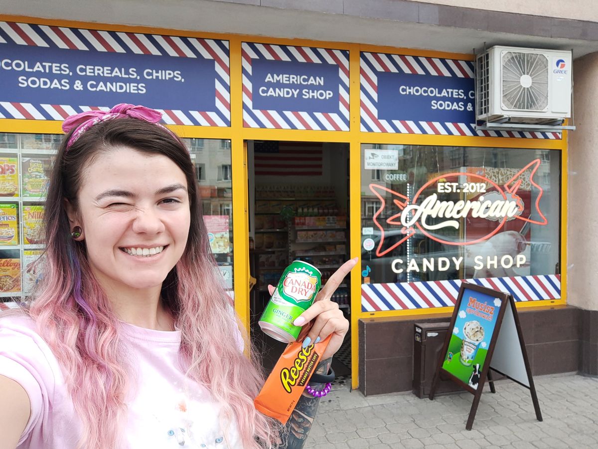 PEWEX ze słodyczami w Warszawie. Odwiedziliśmy American Candy Shop. Czym nas zaskoczył?