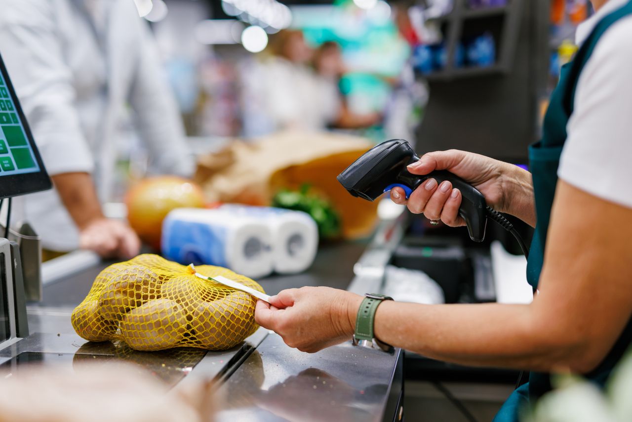 Pracowała 32 lata. Dostała list z ZUS. "Nie mogłam uwierzyć"