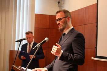 Projekt Zielonego Okręgu Przemysłowego "Kaszubia” nabiera tempa. "Samorządy muszą uczestniczyć w tych inwestycjach”
