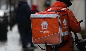 Kontrola w Pyszne.pl. ZUS i PIP ruszyły do akcji. Spółka odpowiada