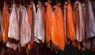 Zatrute łososie z polskiej fabryki. Bakteria mogła dostać się w do ryb w Norwegii