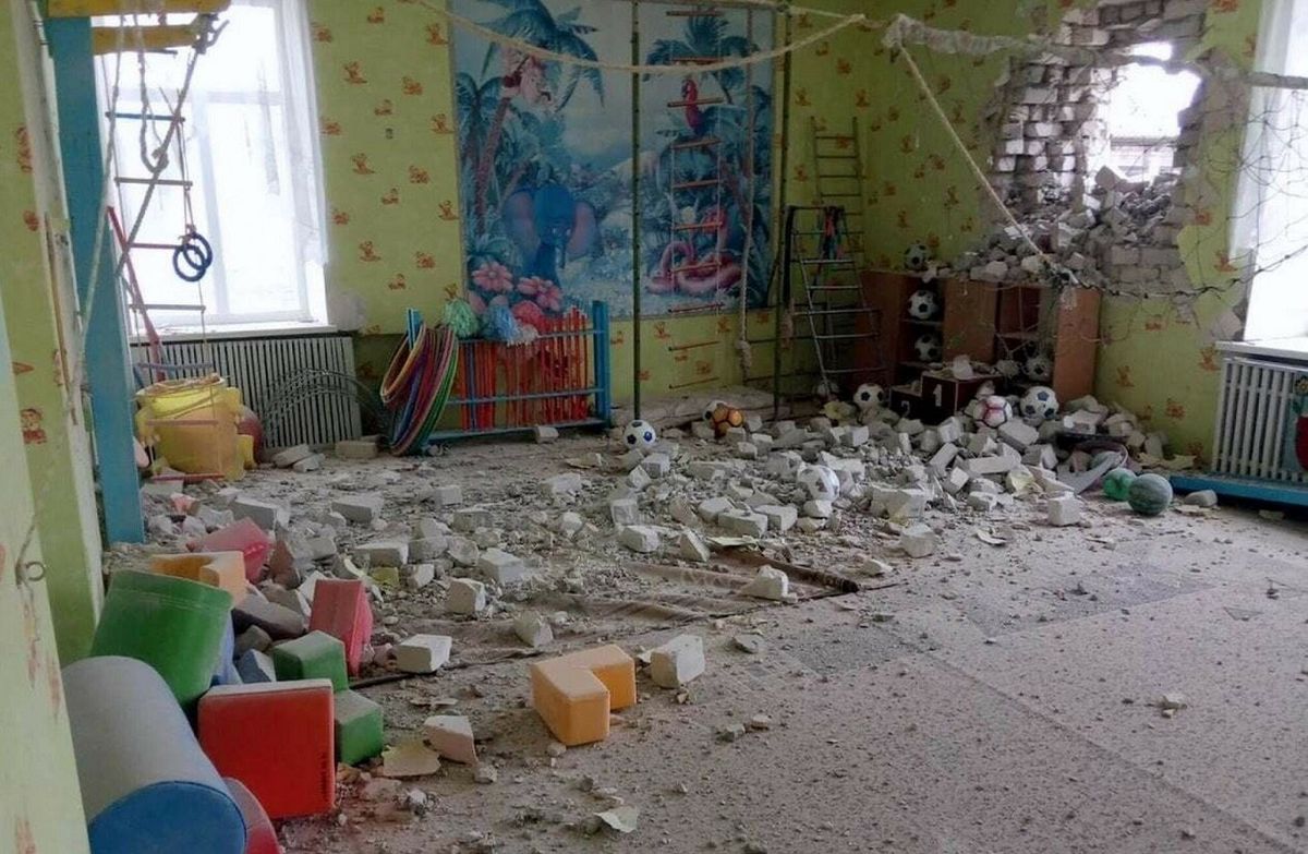 Rosyjski pocisk uderzył w przedszkole. "Zbrodnia wojenna" 