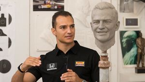 Musi zapłacić 12 mln dolarów byłej ekipie. To nie koniec jego problemów