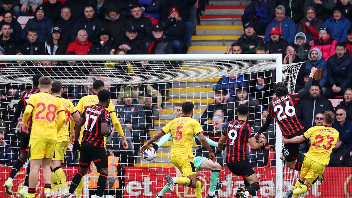 Getty Images / Michael Steele / Na zdjęciu: Enes Unal w doliczonym czasie gry uratował remis w meczu z Sheffield United