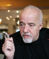 Paulo Coelho szuka reżysera