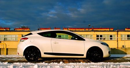Renault Megane Coupe Monaco GP TCe 130 - sportowy kamuflaż [test autokult.pl]