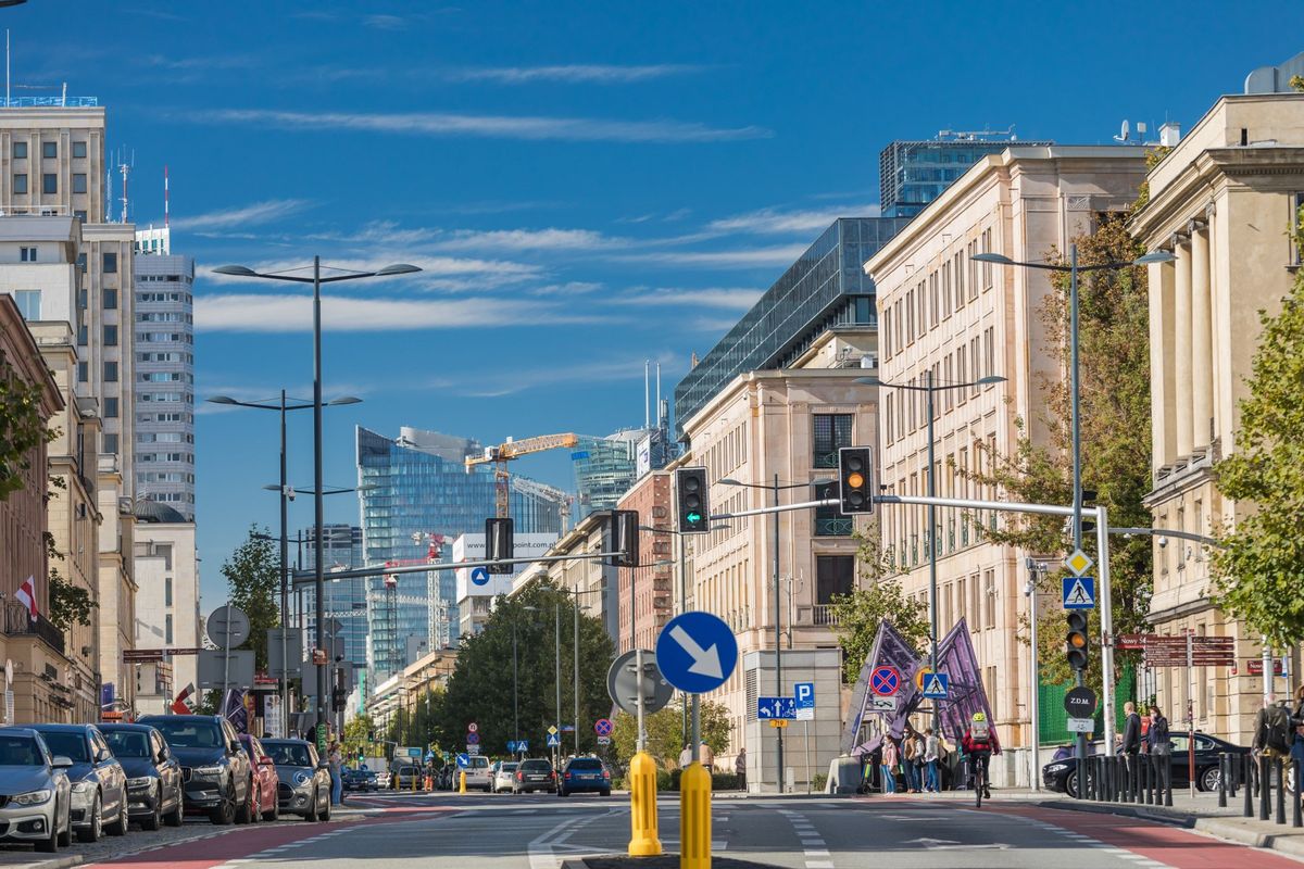 Warszawa. W środę zza chmur wyjrzy słońce