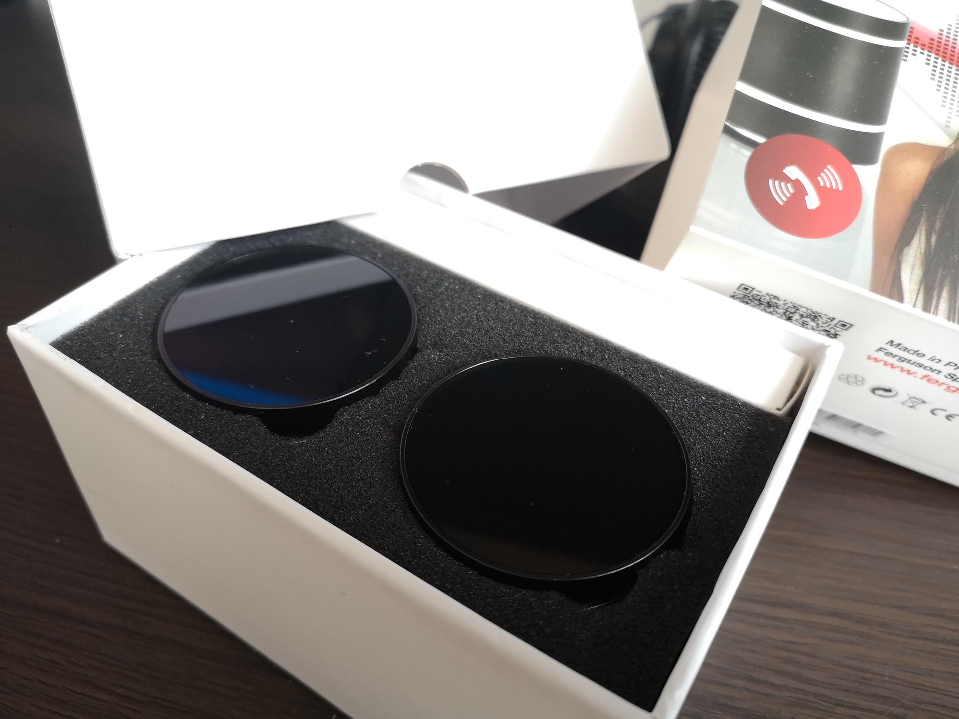 Test Ferguson Vibro Stereo – niech gra muzyka z biurka, podłogi… wanny! 3