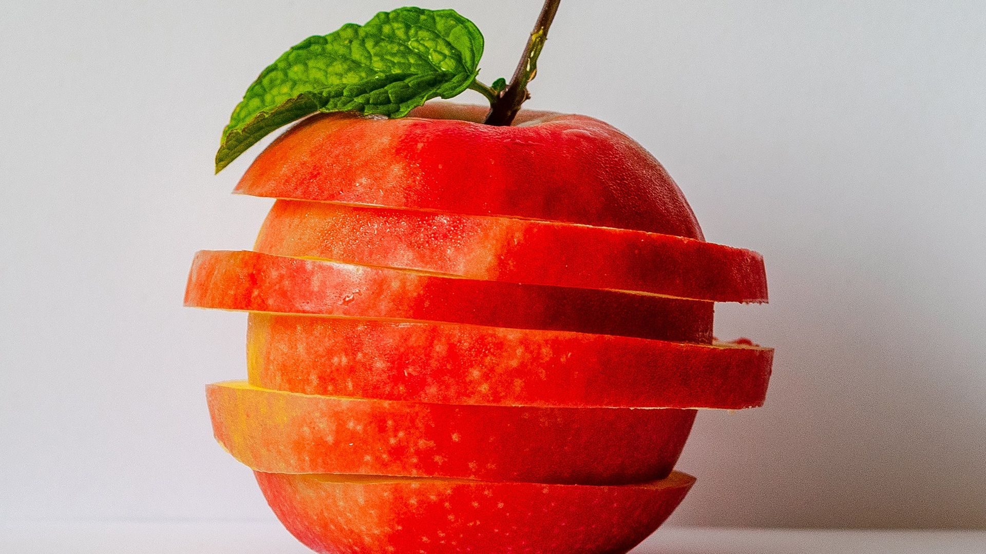 Pierwsze logo, konsola i Telepod. 5 ciekawostek o Apple 2
