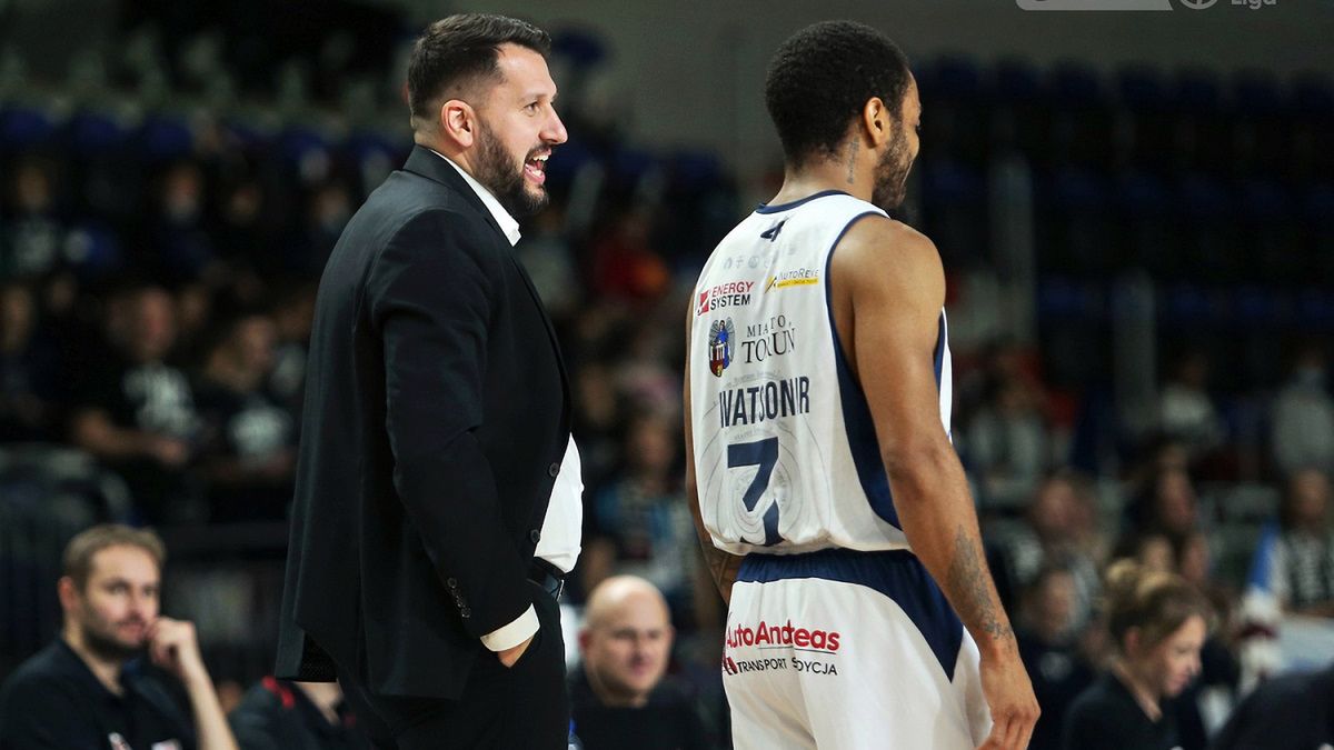 Zdjęcie okładkowe artykułu: Materiały prasowe / Andrzej Romański / Energa Basket Liga / Na zdjęciu: Mitrović i Watson