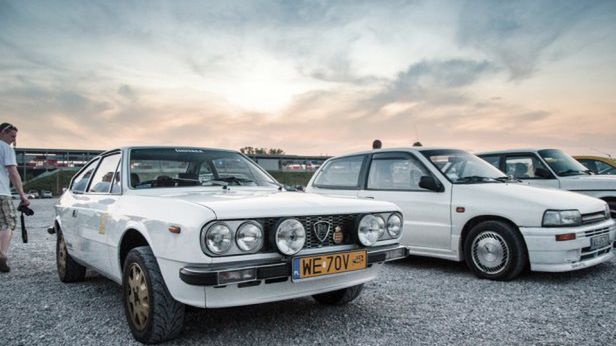 Czwartkowy spot Youngtimer Warsaw pod Stadionem Narodowym [galeria autokult.pl] 1