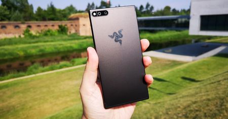 Razer Phone - najlepszy telefon do grania