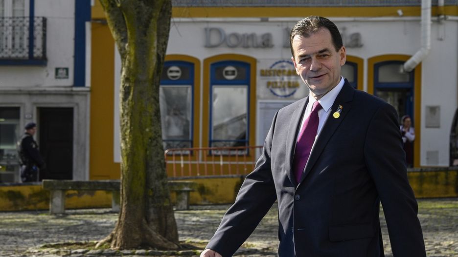 Koronawirus. Rumunia. Premier Ludovic Orban został ukarany grzywną za złamanie przepisów sanitarnych