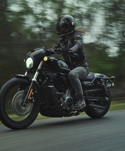 Harley-Davidson Sportster znowu bardziej podstawowy. Debiutuje Nightster