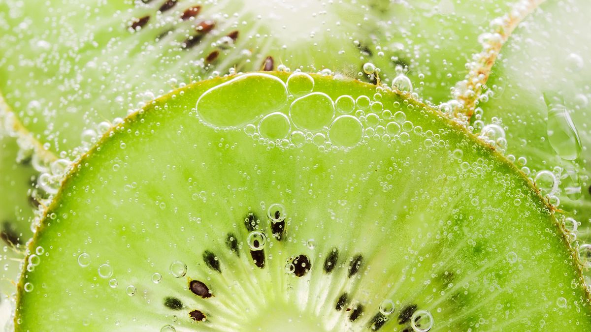 Polacy chętniej sięgają po manadarynki i jabłka. Inny owoc pomoże szybko poprawić samopoczucie