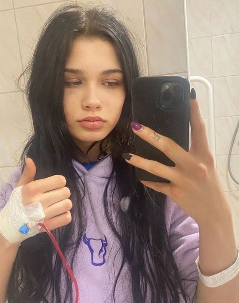 Youtuberka Queen of the Blac pocięła się podczas transmisji na żywo