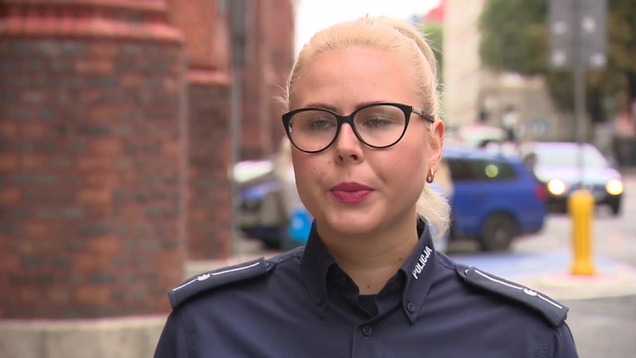 Najpierw połamał krzyż, potem uderzył księdza. Policja zatrzymała pijanego mężczyznę.