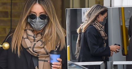 Małgorzata Rozenek pojechała tramwajem po espresso. W Burberry, Fendi i Gucci nie mogła przejść niezauważona