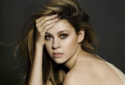 Nicola Peltz: (TRANS)formacja nowej seksbomby