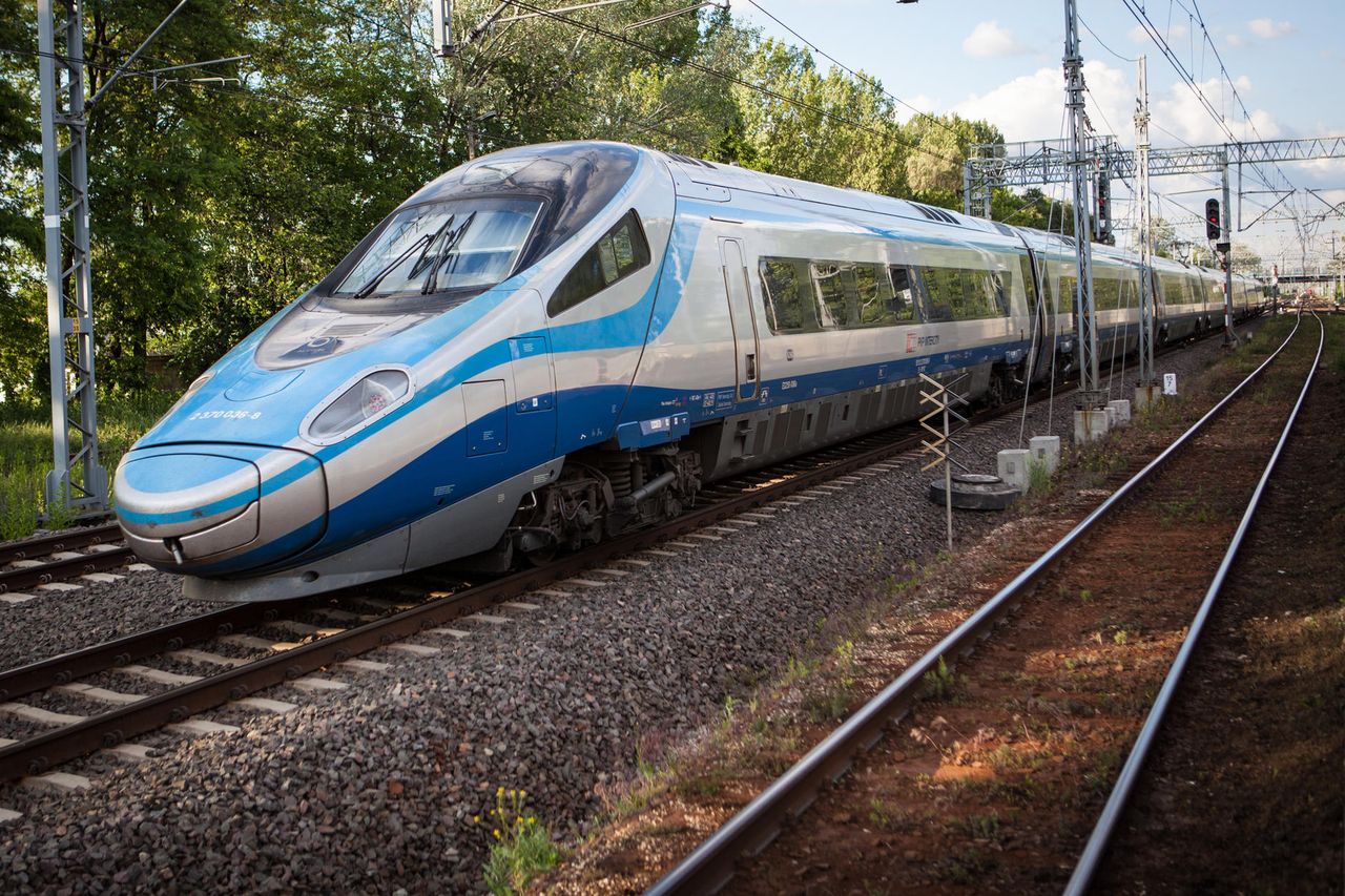 PKP testuje cierpliwość pasażerów. Wydłużają się nawet przejazdy drogimi Pendolino