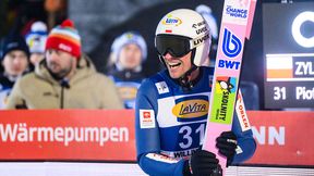 Piotr Żyła odleciał. Kamil Stoch dopasował się poziomem do reszty Polaków