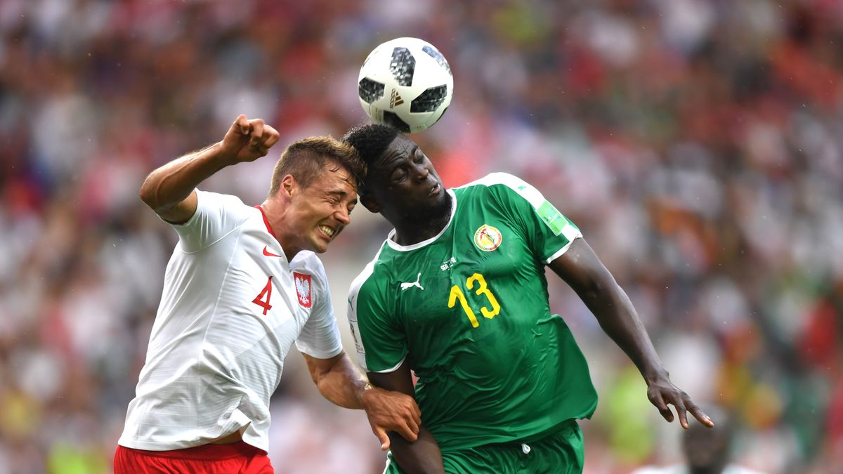 Getty Images / Shaun Botterill / Staff / Na zdjęciu: Thiago Cionek (z lewej) oraz Alfred Ndiaye (z prawej)