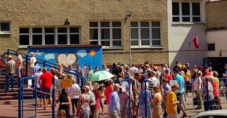 Wybory prezydenckie 2020. Nieprawidłowości podczas głosowania można zgłosić. Obserwuj i reaguj