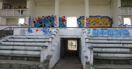 Warszawa. Robotniczy Klub Sportowy Marymont do remontu, Zabytkowe trybuny ocalone