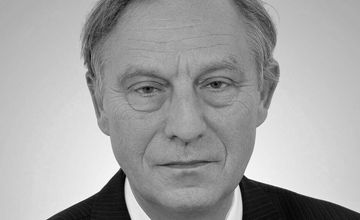 Nie żyje Krzysztof Piesiewicz. Współtworzył filmy Kieślowskiego