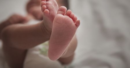 Krwawa akuszerka. Zabiła kobietę w ciąży, rozcięła jej brzuch i zabrała dziecko