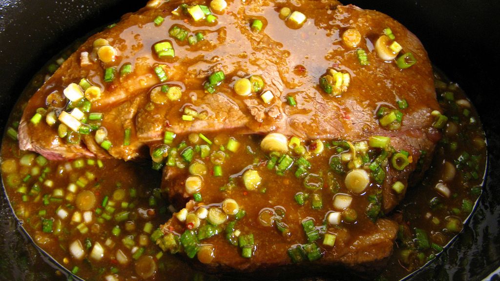 Duszony rostbratel z wołowiny nowozelandzkiej (samo mięso)