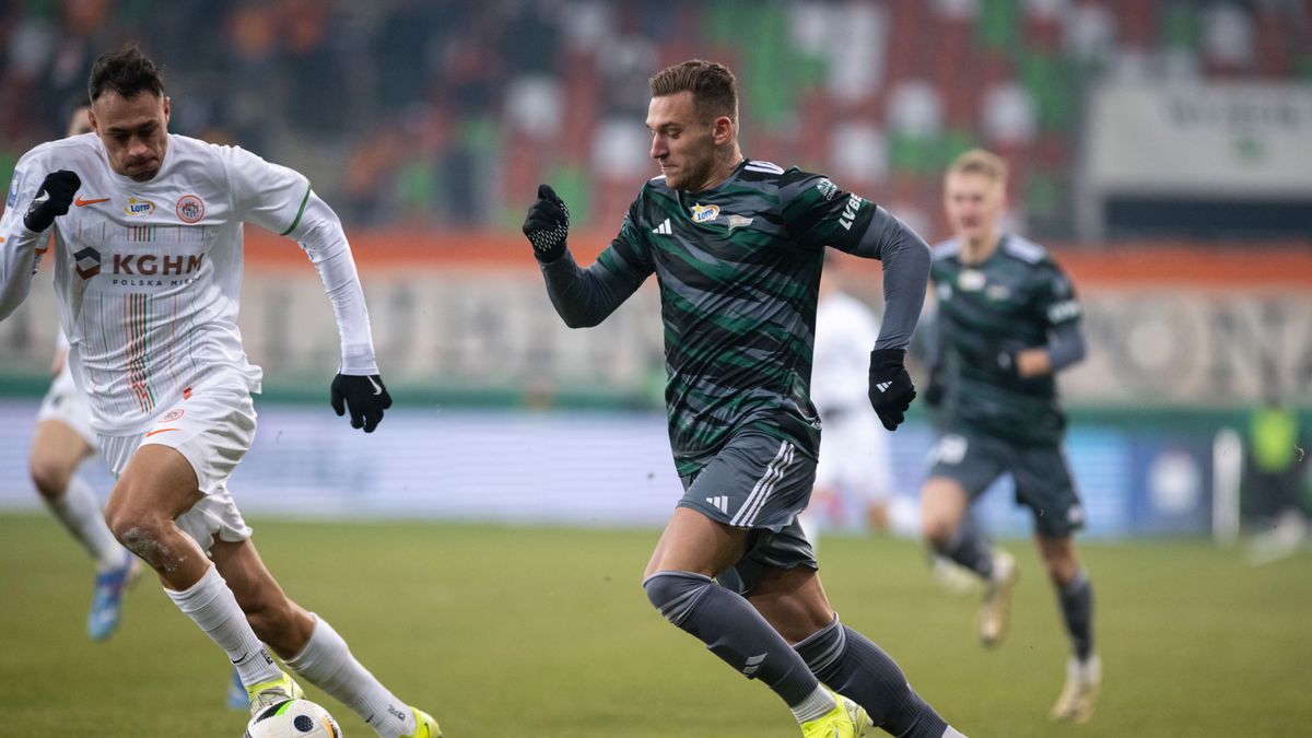 PAP / Przemysław Karolczuk / Na zdjęciu: Lechia Gdańsk pewnie wygrała w Lubinie