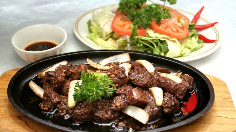 Szybko pieczony antrykot z wołowiny nowozelandzkiej (samo mięso)