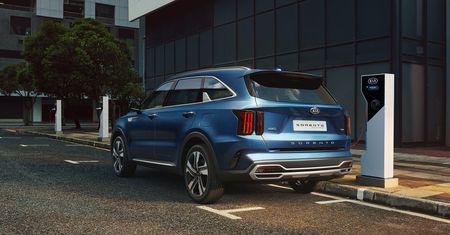 Nowa Kia Sorento debiutuje w wersji PHEV. To najczystsze wydanie modelu