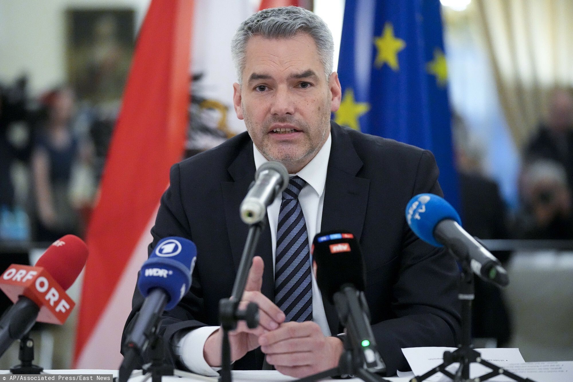 Temporary
Austria's Chancellor Karl Nehammer gestures while speaking during a news conference after his meeting with Russian President Vladimir Putin in Moscow, Russia, Monday, April 11, 2022. (AP Photo/Alexander Zemlianichenko)
AP