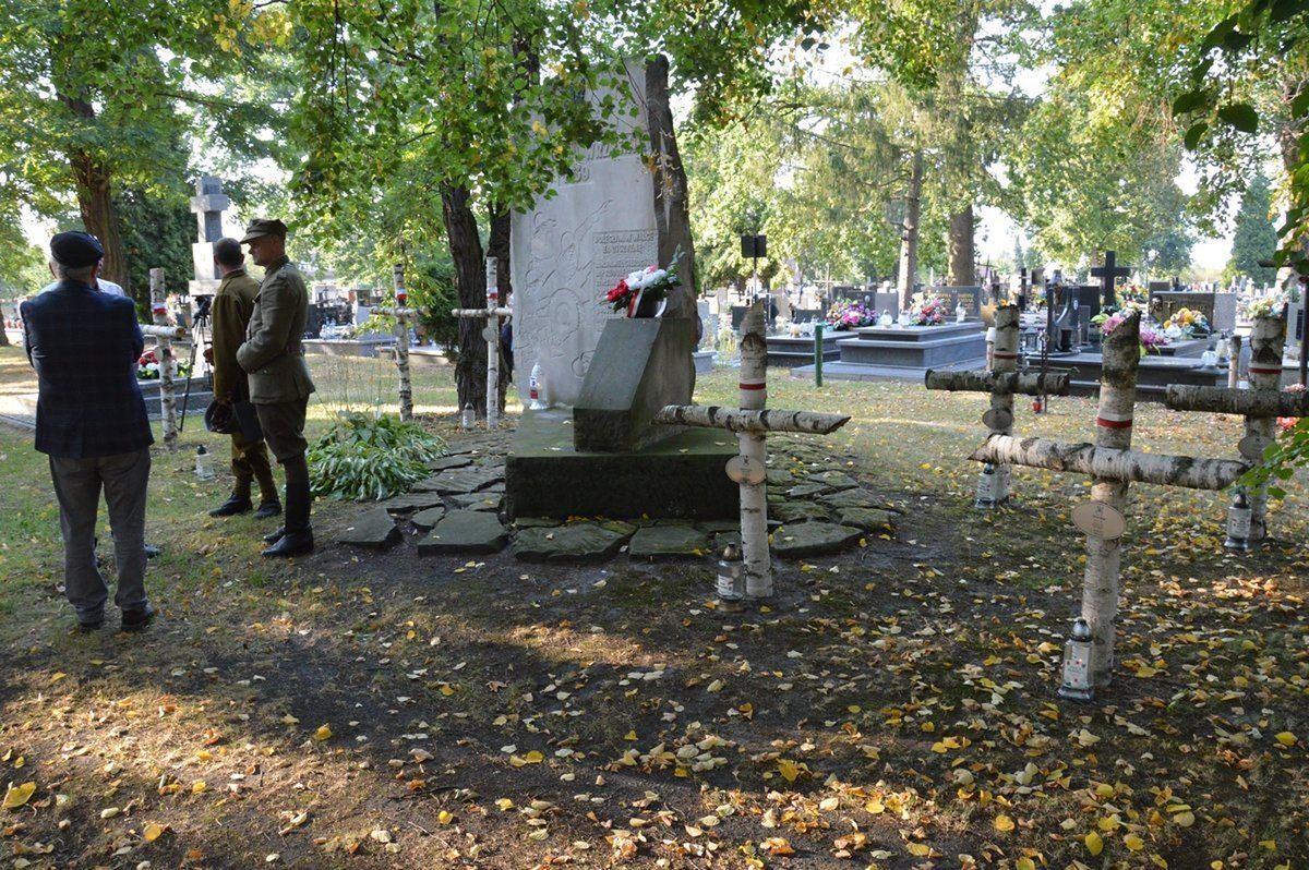 Uczczono pamięć tych, którzy oddali życie w obronie Ojczyzny