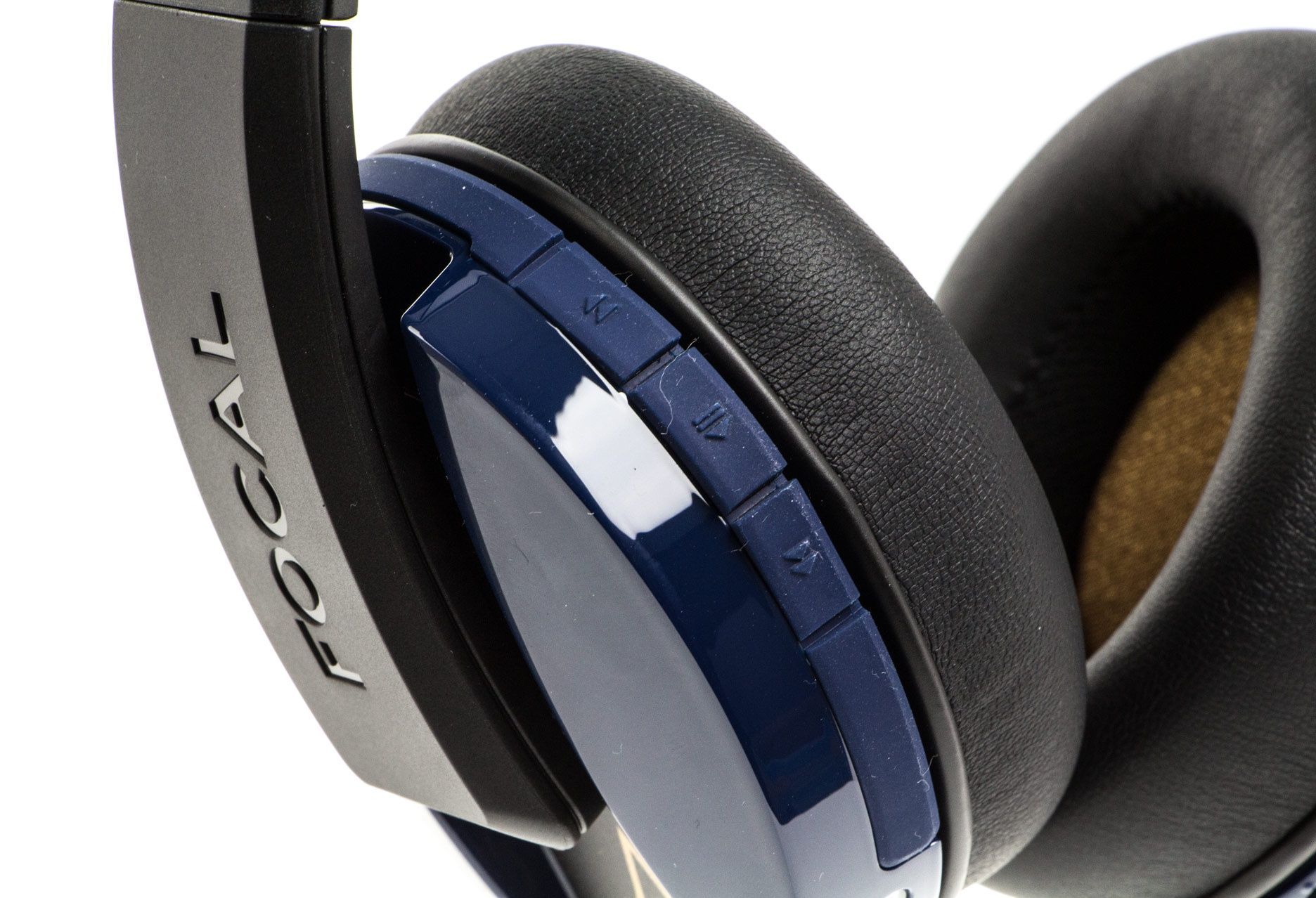 Assassin’s Creed Origins: Listen Wireless - przyciski do sterowania playlistą