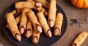 Kruche paluchy wiedźmy na Halloween. Prosty przepis
