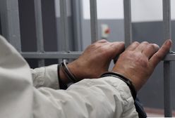 Groził policjantce pozbawieniem życia. Teraz musi jej zapłacić