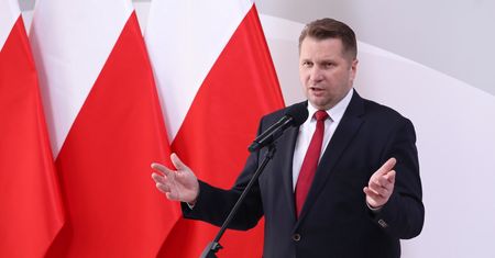 Posłowie KO złożyli wniosek o odwołanie ministra Przemysława Czarnka