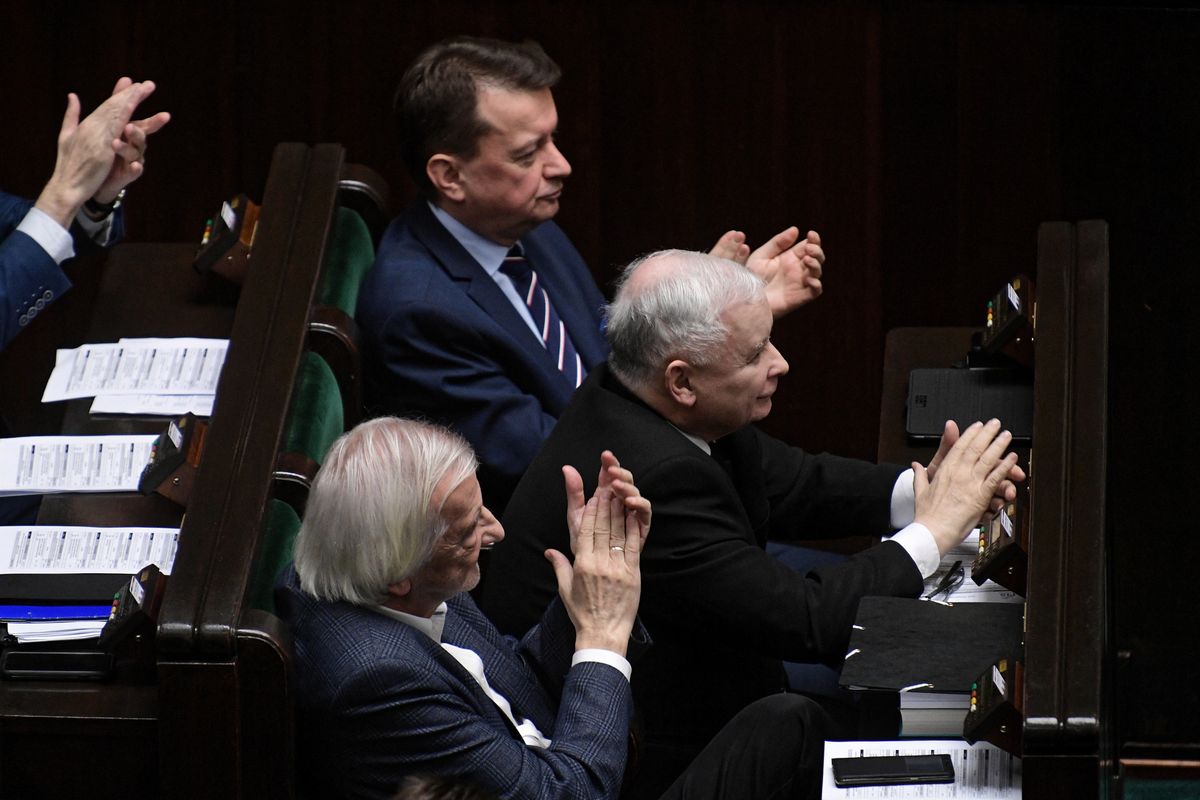 Sejm przyjął ustawę "dyscyplinującą sędziów". Nowelizacja skierowana do prezydenta