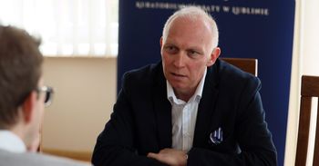 Lubelski kurator oświaty: udział uczniów w procesie powoływania dyrektorów szkół? Propozycja mocno dyskusyjna