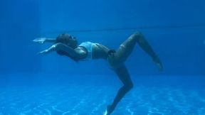 Pokazała "ekstazę węża". Film ze zmysłowym tańcem Rosjanki hitem sieci (wideo)